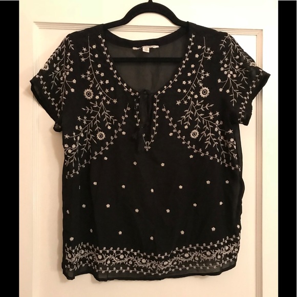 American Eagle Outfitters Tops - 🖤5/$20 AE Black Peasant Semi Sheer Tie Top